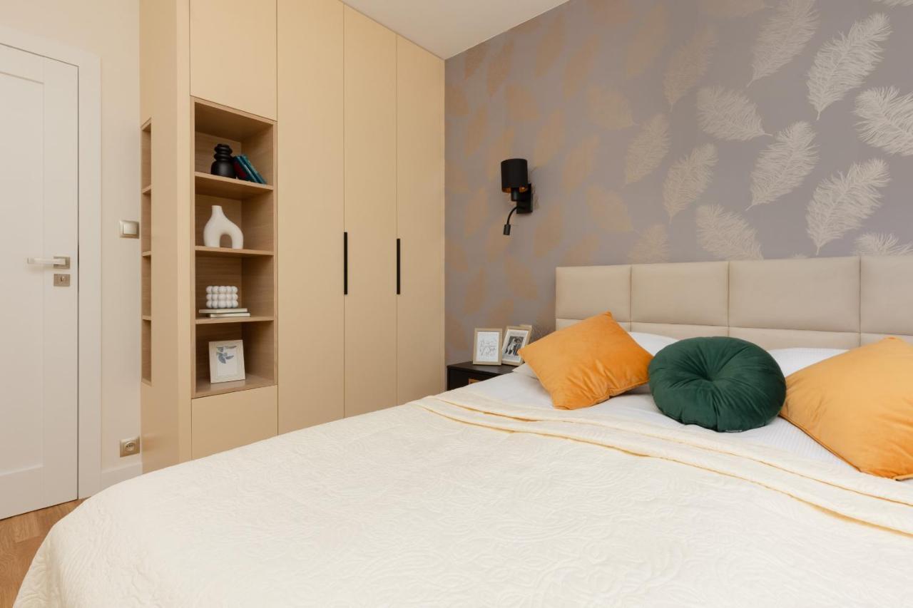 Deluxe Apartment Wronia 45 With Ac, Parking & Balcony By Renters Prestige Varsóvia Exterior foto